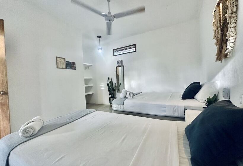 Panzió Valhalla Beach House