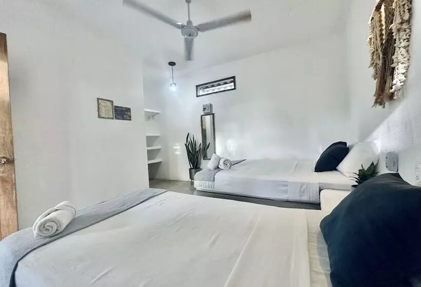 Majatalo Valhalla Beach House