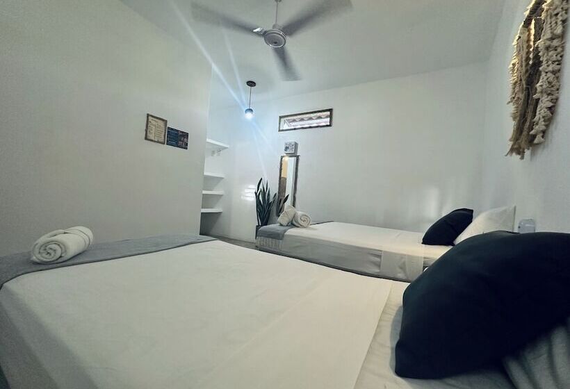 Panzió Valhalla Beach House