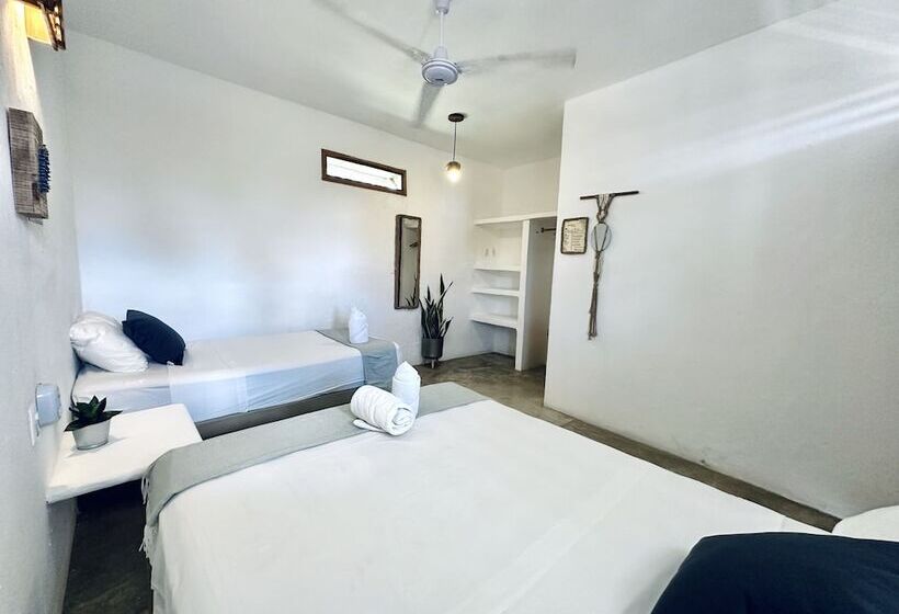 Panzió Valhalla Beach House