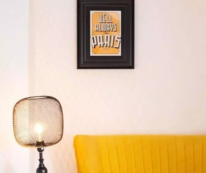 Residenssi Luxurious 4 Bedroom Home On Trendy Ormeau, Belfast