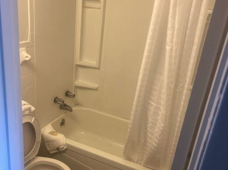 The Grand Motel Inn And Suite Louisville