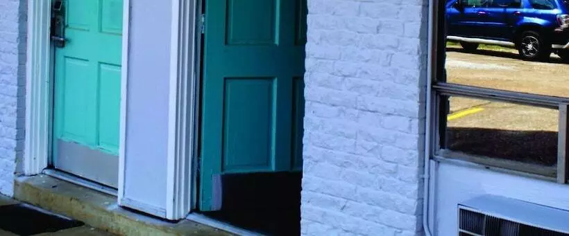 The Grand Motel Inn And Suite Louisville