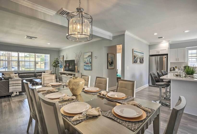 West Palm Beach Oasis W/ Heated Pool: Near Beach!