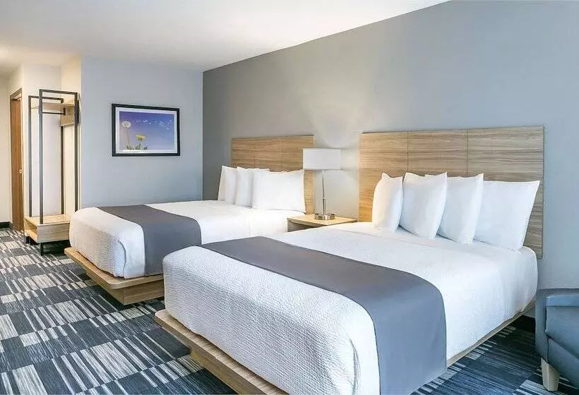 Winds Hotel At Crosswinds Casino