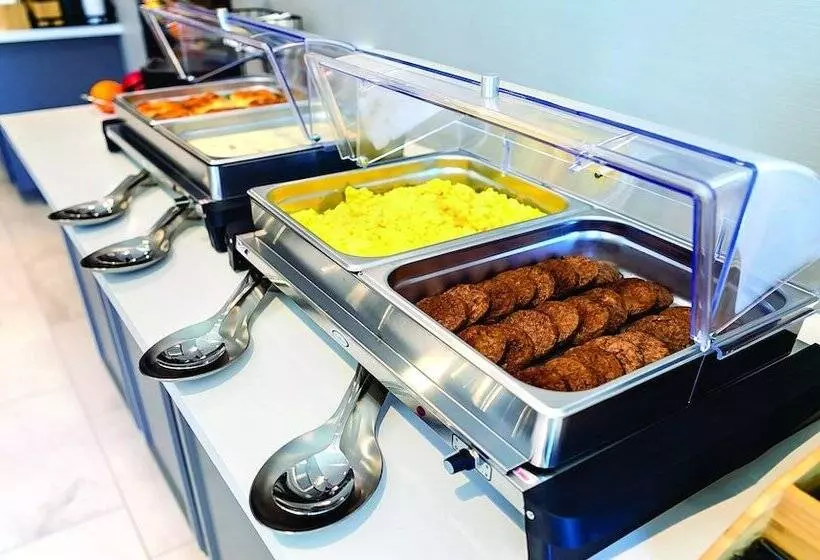 Winds Hotel At Crosswinds Casino