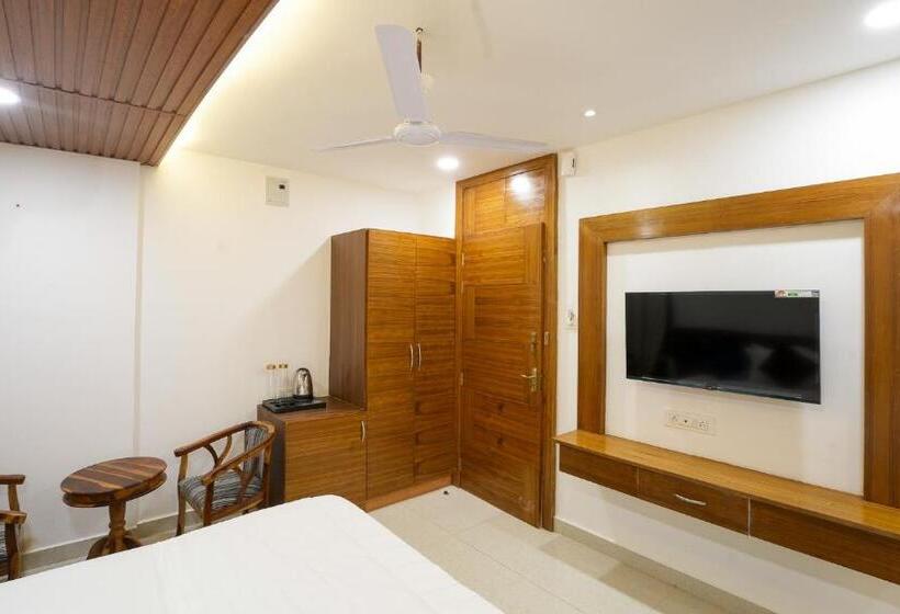 בית מלון כפרי Sea View Sun Shine