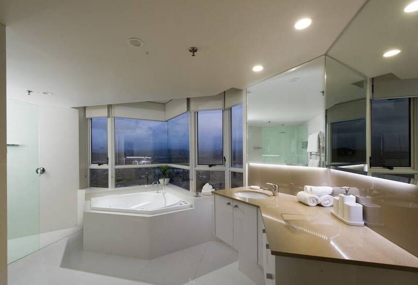 2nd Avenue Beachside Apartments