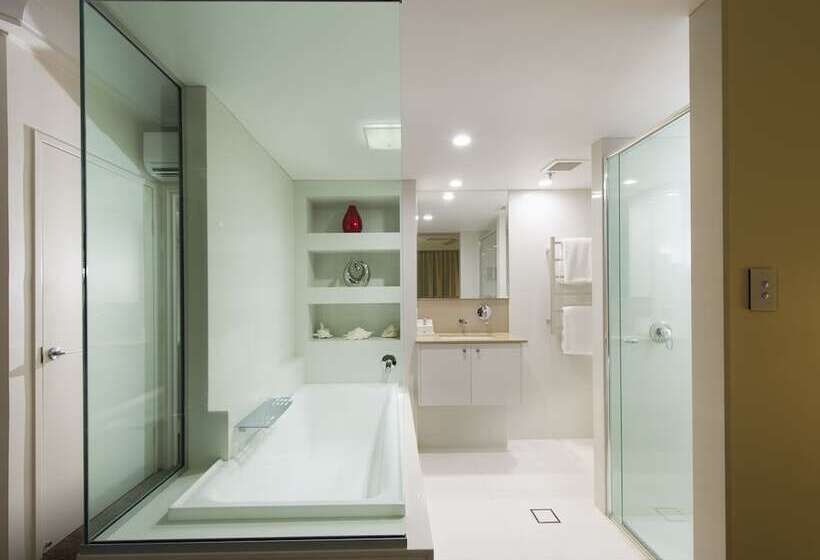 2nd Avenue Beachside Apartments