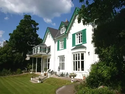 Bed and Breakfast Frognel Hall