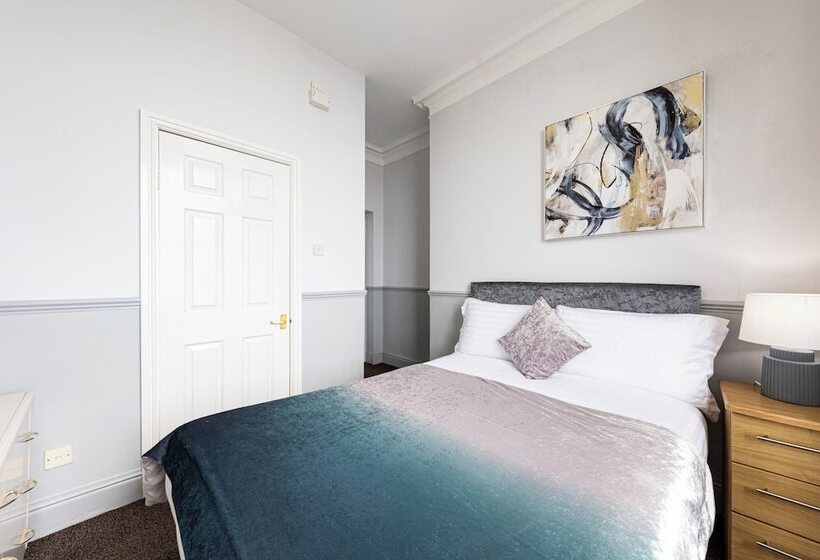 ベッドアンドブレックファースト The Manor