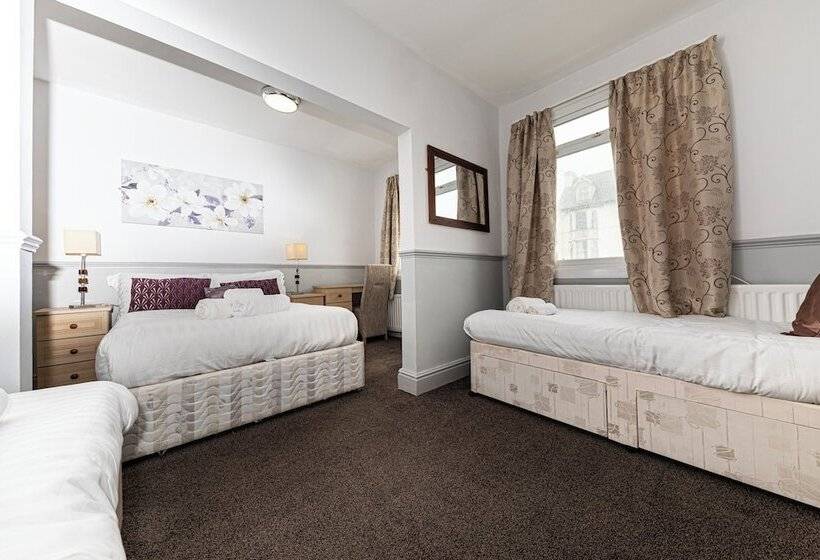 ベッドアンドブレックファースト The Manor