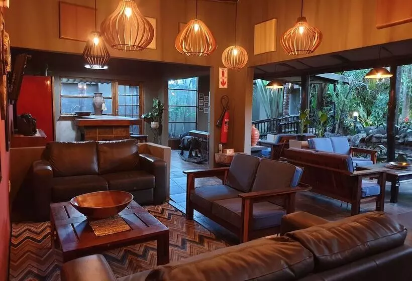 ベッドアンドブレックファースト Umlilo Lodge