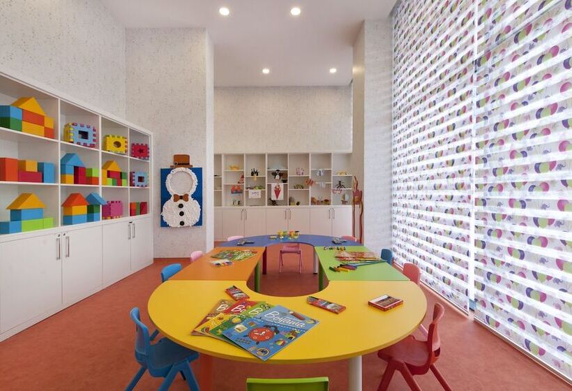 בית מלון כפרי Akrones Thermal Spa Convention