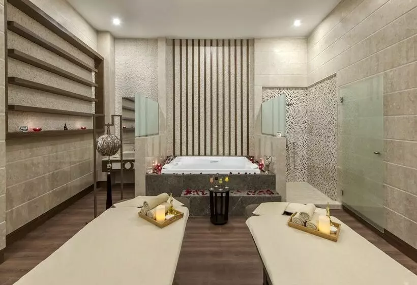 ホテル Akrones Thermal Spa Convention