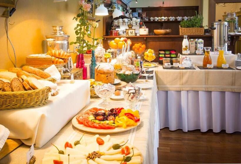 ホテル Bojnicky Vinny Dom