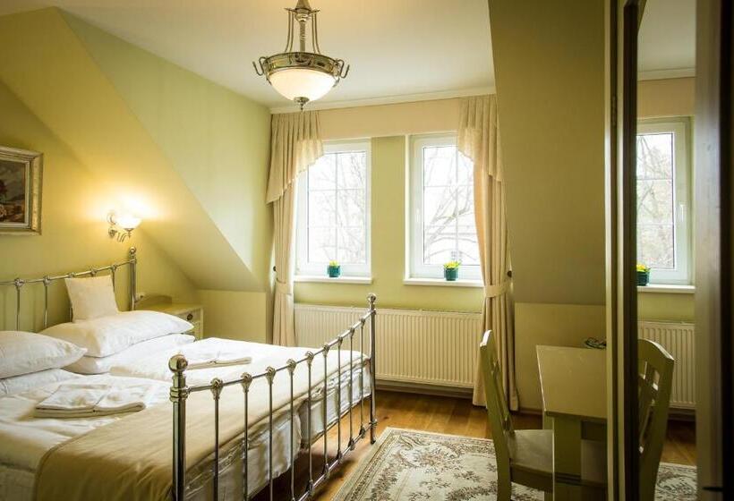 ホテル Bojnicky Vinny Dom