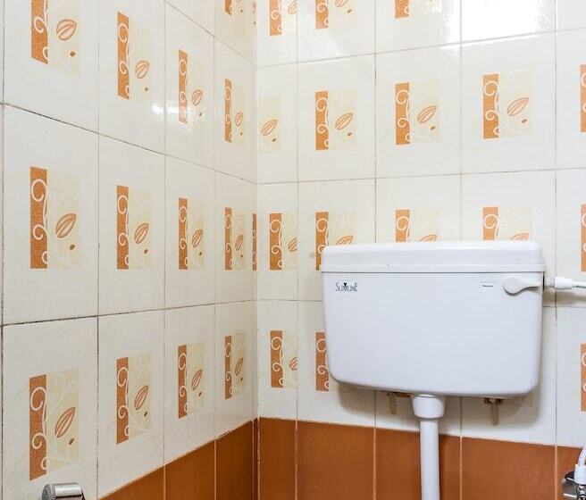 هتل Treebo Sea Rock