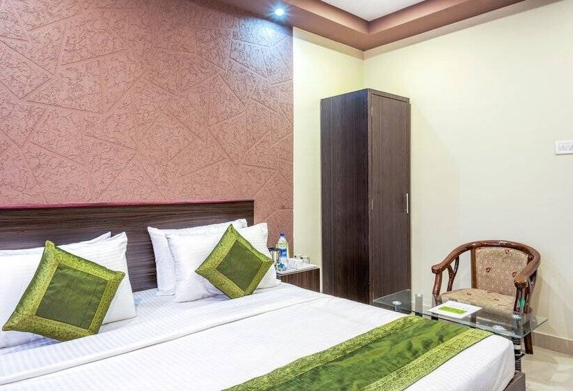 هتل Treebo Sea Rock