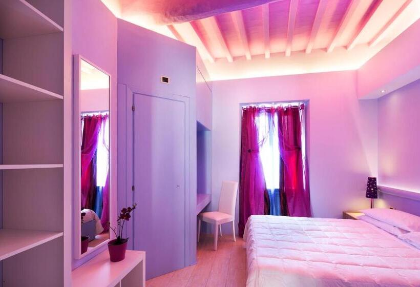 호텔 Degli Affreschi