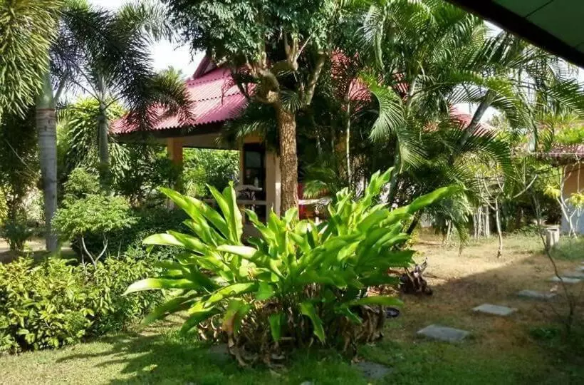 Hotelli Happy Resort