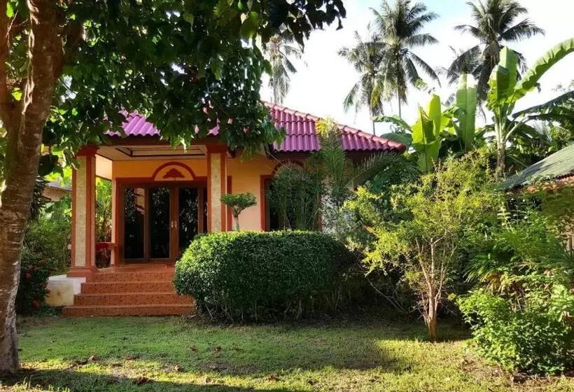 Hotelli Happy Resort