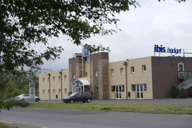 ホテル Ibis Budget Pau Est