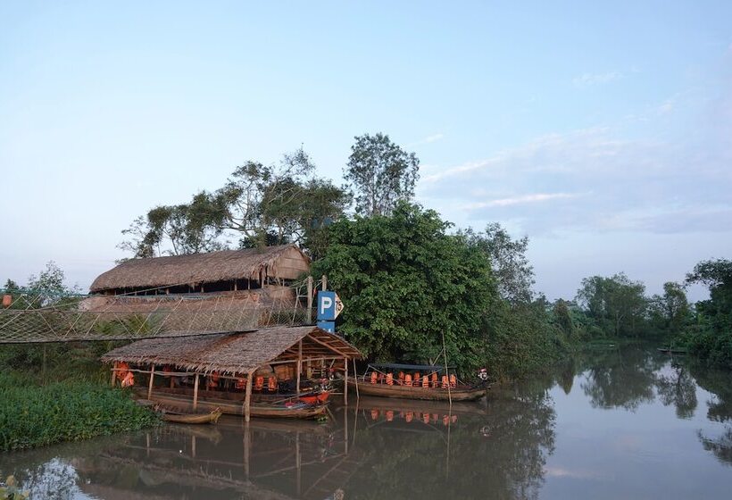 هتل Nguyen Shack Can Tho