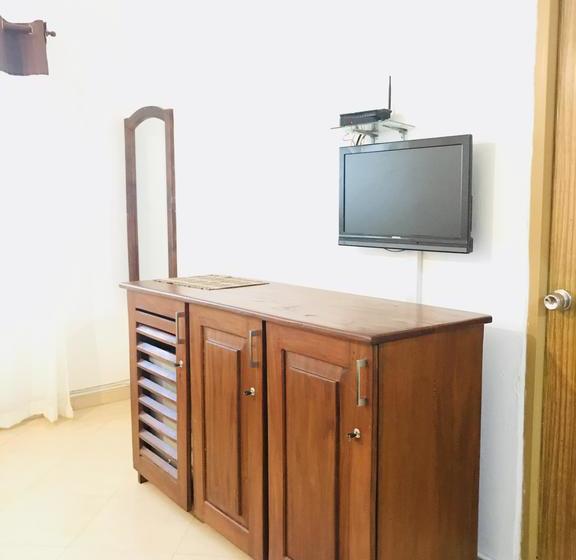 בית מלון כפרי Pinidiya Resort