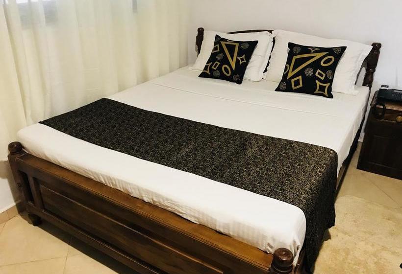 בית מלון כפרי Pinidiya Resort