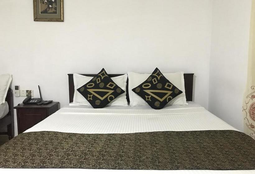 בית מלון כפרי Pinidiya Resort