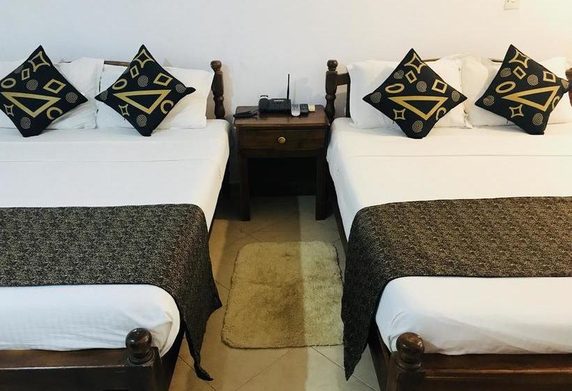 בית מלון כפרי Pinidiya Resort