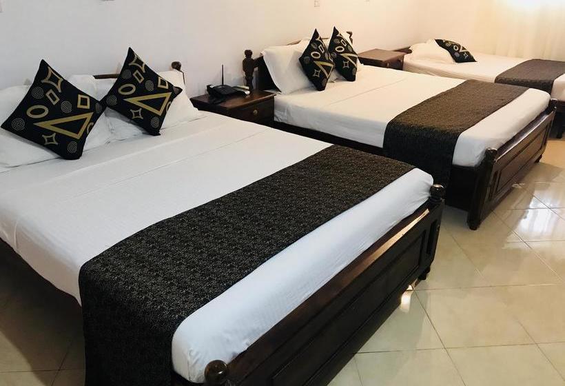 בית מלון כפרי Pinidiya Resort