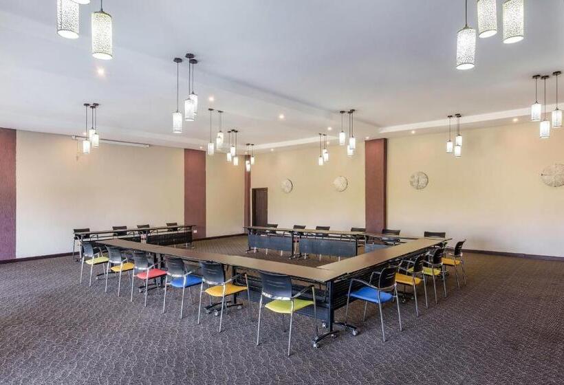 Protea Hotel By Marriott Ndola