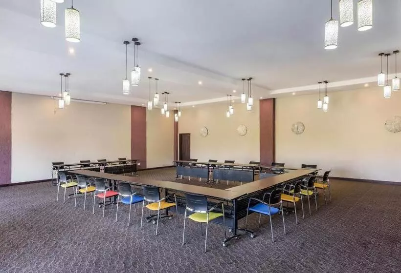 Protea Hotel By Marriott Ndola
