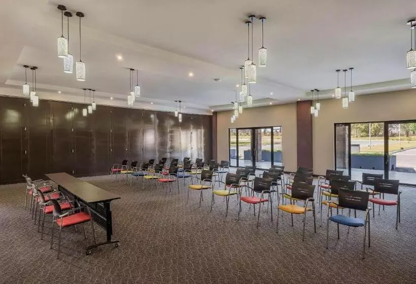 Protea Hotel By Marriott Ndola