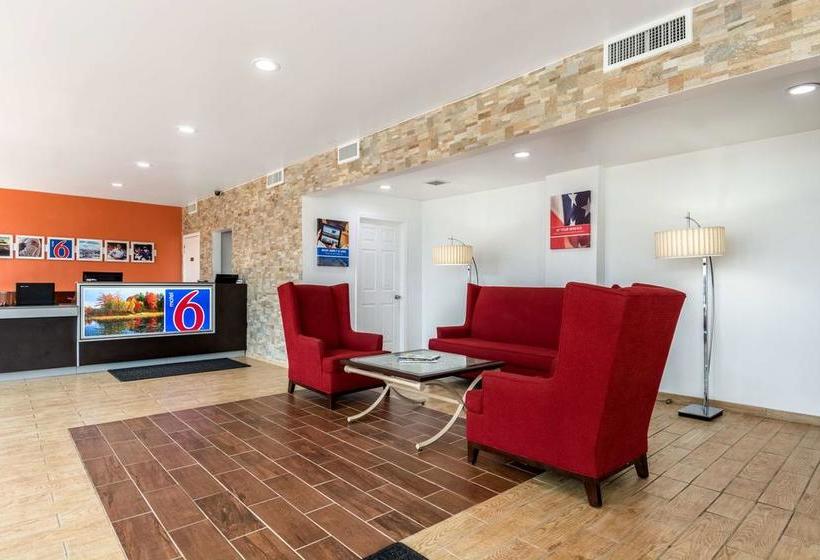 酒店 Studio 6 Charlotte