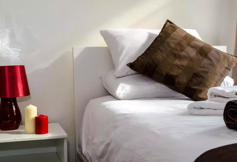 ペンション Campbells Guest House