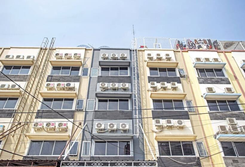 بنسيون Reddoorz @ Mangga Besar 2