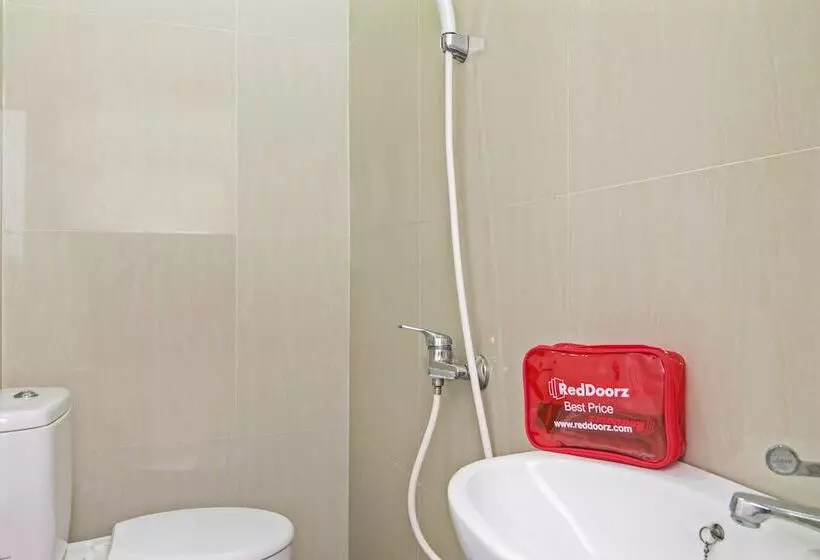 ペンション Reddoorz @ Mangga Besar 2