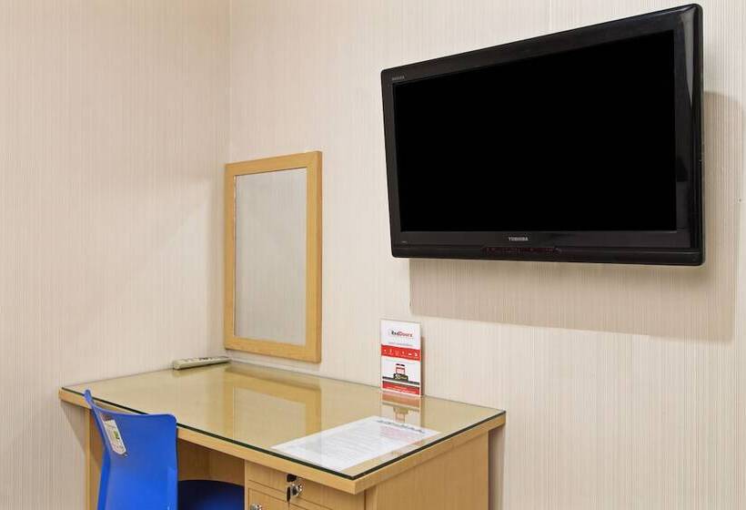 بنسيون Reddoorz @ Mangga Besar 2