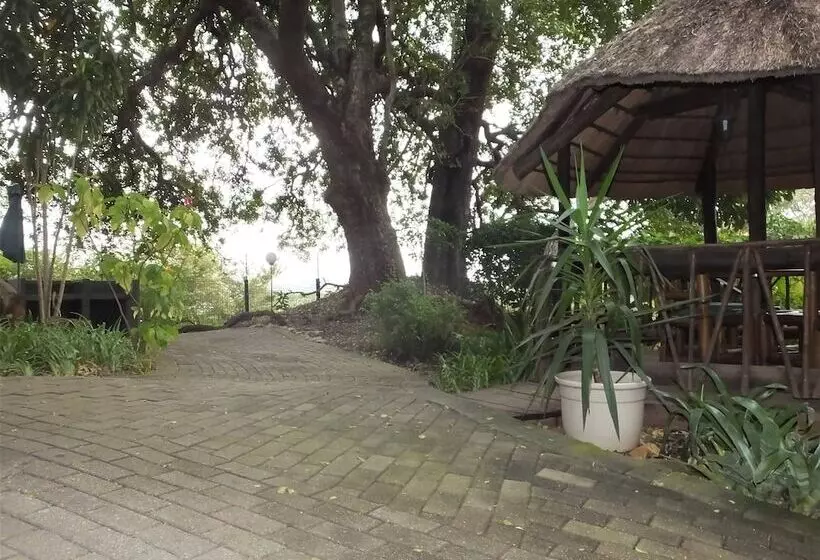 پانسیون Tatenda Guest House