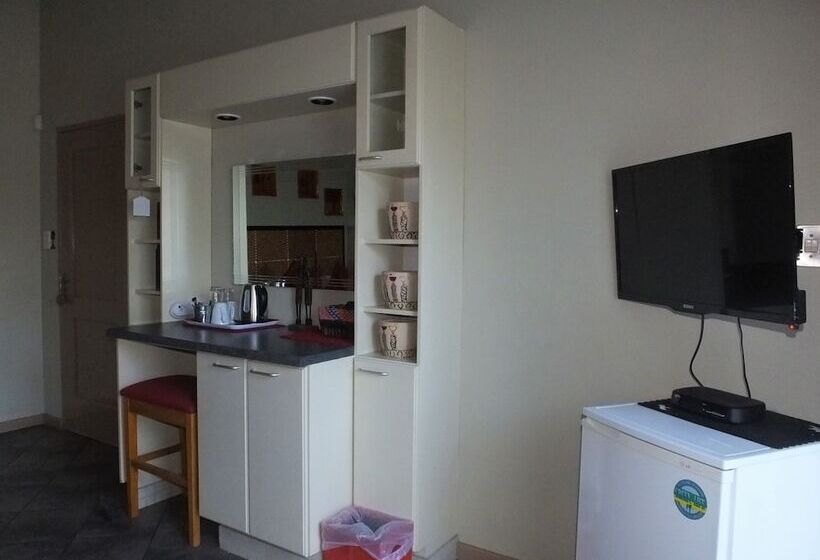 פנסיון Tatenda Guest House