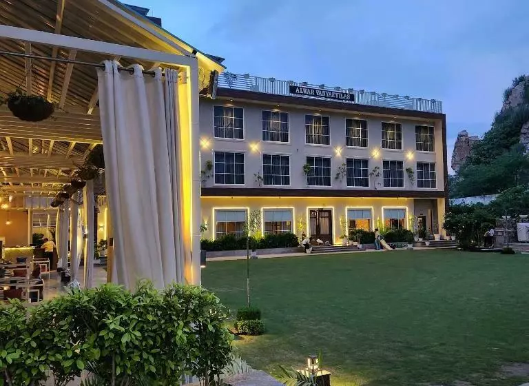 Hotelli Alwar Vanyaevilas