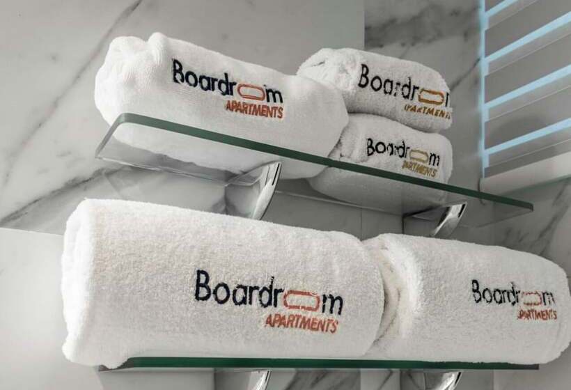 هتل Boardroom Apartments