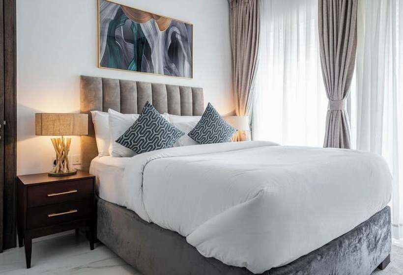 هتل Boardroom Apartments