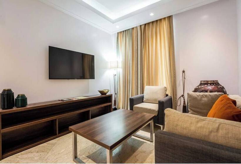 هتل Boardroom Apartments