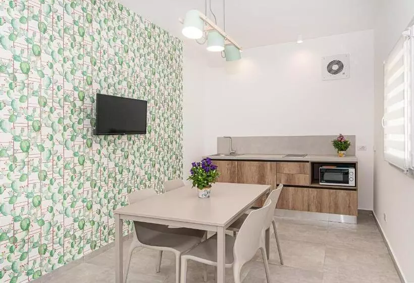 هتل Coste Ponente Appartamenti Turistici