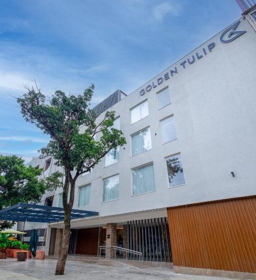 Hotel Golden Tulip Bhopal