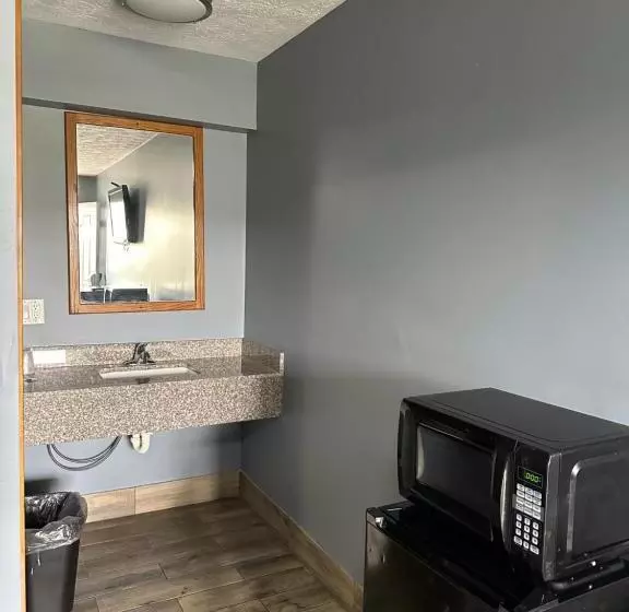 Marjon Motel